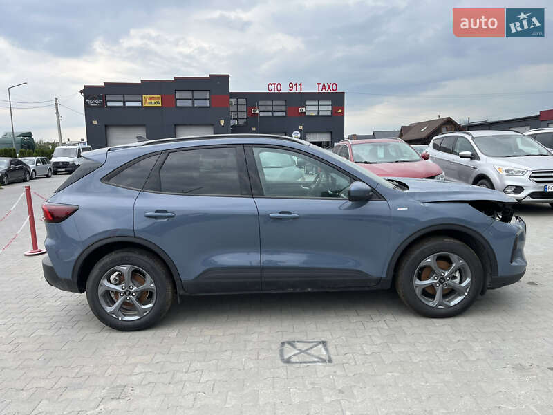 Внедорожник / Кроссовер Ford Escape 2024 в Львове