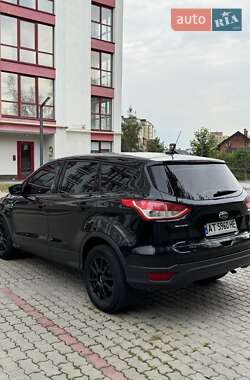 Внедорожник / Кроссовер Ford Escape 2014 в 