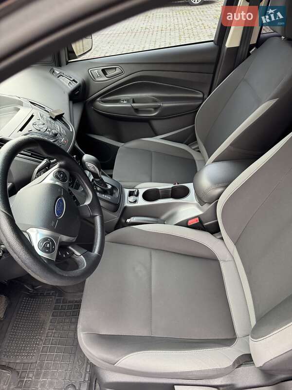 Внедорожник / Кроссовер Ford Escape 2014 в Ивано-Франковске