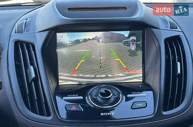 Внедорожник / Кроссовер Ford Escape 2017 в 