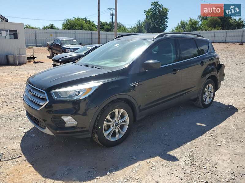 Внедорожник / Кроссовер Ford Escape 2017 в Харькове