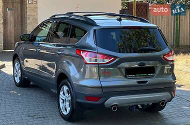 Внедорожник / Кроссовер Ford Escape 2013 в 