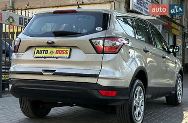 Внедорожник / Кроссовер Ford Escape 2017 в 