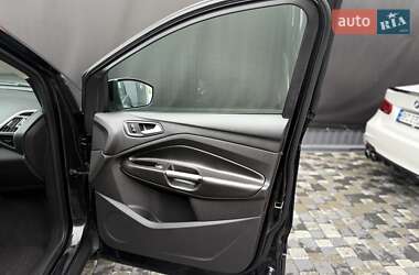 Внедорожник / Кроссовер Ford Escape 2013 в 
