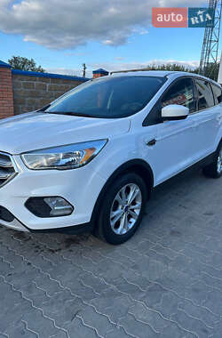 Позашляховик / Кросовер Ford Escape 2017 в Володимирі