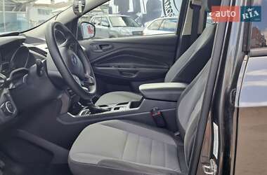Внедорожник / Кроссовер Ford Escape 2017 в 