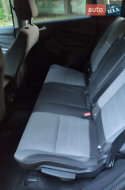 Внедорожник / Кроссовер Ford Escape 2013 в 