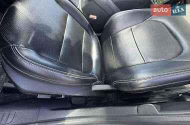 Внедорожник / Кроссовер Ford Escape 2021 в 