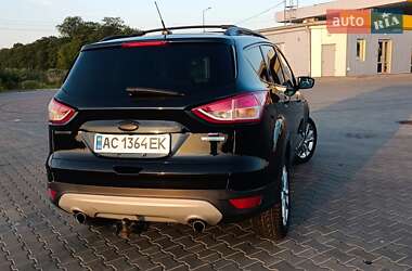 Внедорожник / Кроссовер Ford Escape 2012 в 