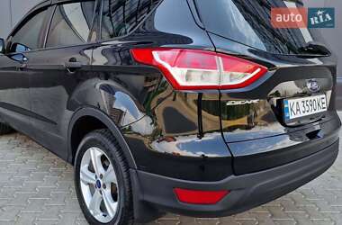 Внедорожник / Кроссовер Ford Escape 2013 в 