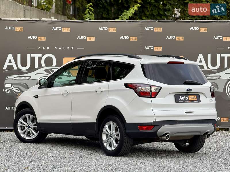Внедорожник / Кроссовер Ford Escape 2017 в Харькове