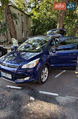 Внедорожник / Кроссовер Ford Escape 2014 в 