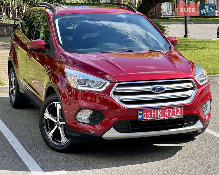 Внедорожник / Кроссовер Ford Escape 2018 в Киеве