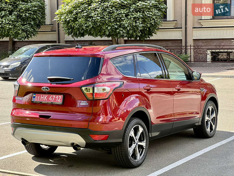 Внедорожник / Кроссовер Ford Escape 2018 в Киеве