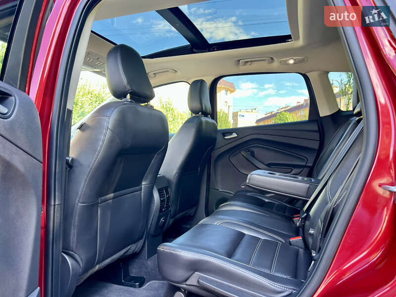 Внедорожник / Кроссовер Ford Escape 2018 в Киеве
