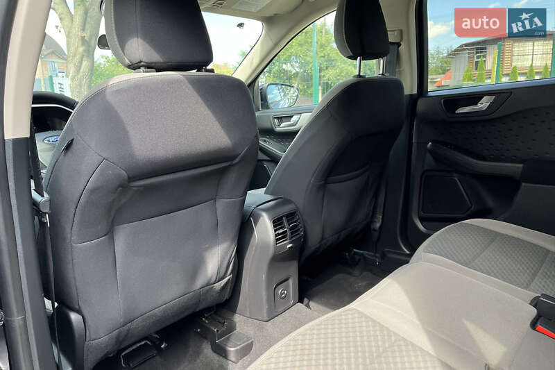 Внедорожник / Кроссовер Ford Escape 2020 в Коломые
