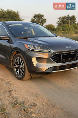 Позашляховик / Кросовер Ford Escape 2021 в  фото 5 Позашляховик / Кросовер Ford Escape 2021 в
