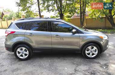Внедорожник / Кроссовер Ford Escape 2013 в 