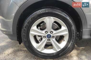 Внедорожник / Кроссовер Ford Escape 2013 в 