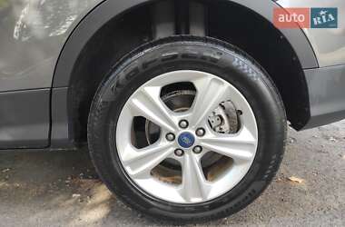 Внедорожник / Кроссовер Ford Escape 2013 в 