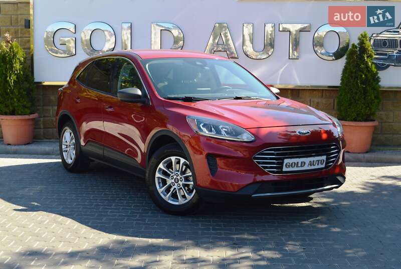 Внедорожник / Кроссовер Ford Escape 2022 в 