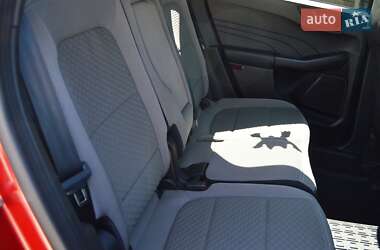 Внедорожник / Кроссовер Ford Escape 2022 в 