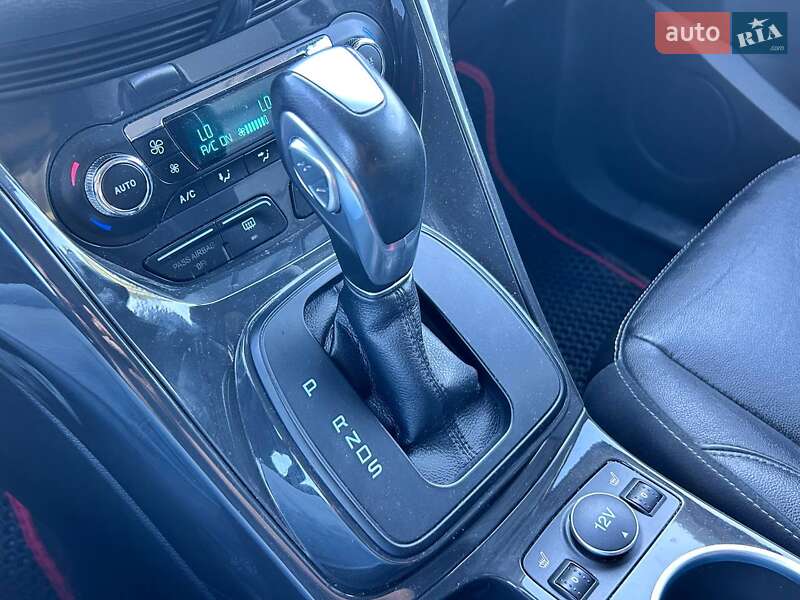 Внедорожник / Кроссовер Ford Escape 2014 в Одессе