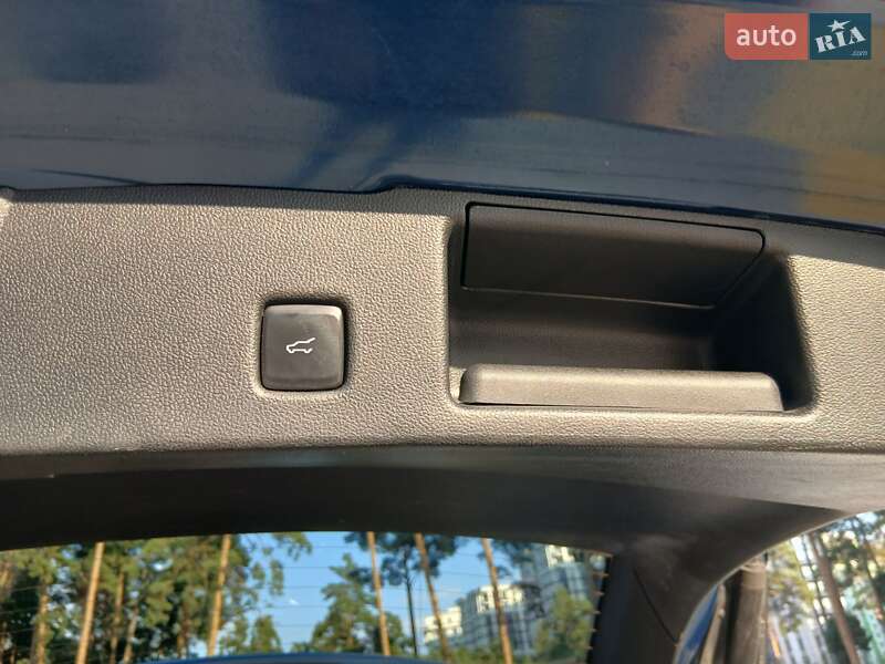 Внедорожник / Кроссовер Ford Escape 2020 в Ирпене