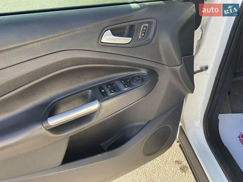 Внедорожник / Кроссовер Ford Escape 2013 в Днепре