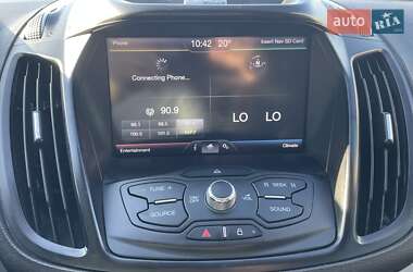 Внедорожник / Кроссовер Ford Escape 2013 в 