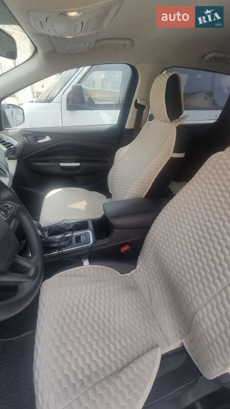 Внедорожник / Кроссовер Ford Escape 2018 в Львове фото 5 Внедорожник / Кроссовер Ford Escape 2018 в Львове