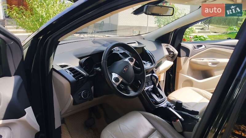 Внедорожник / Кроссовер Ford Escape 2015 в Косове фото 10 Внедорожник / Кроссовер Ford Escape 2015 в Косове