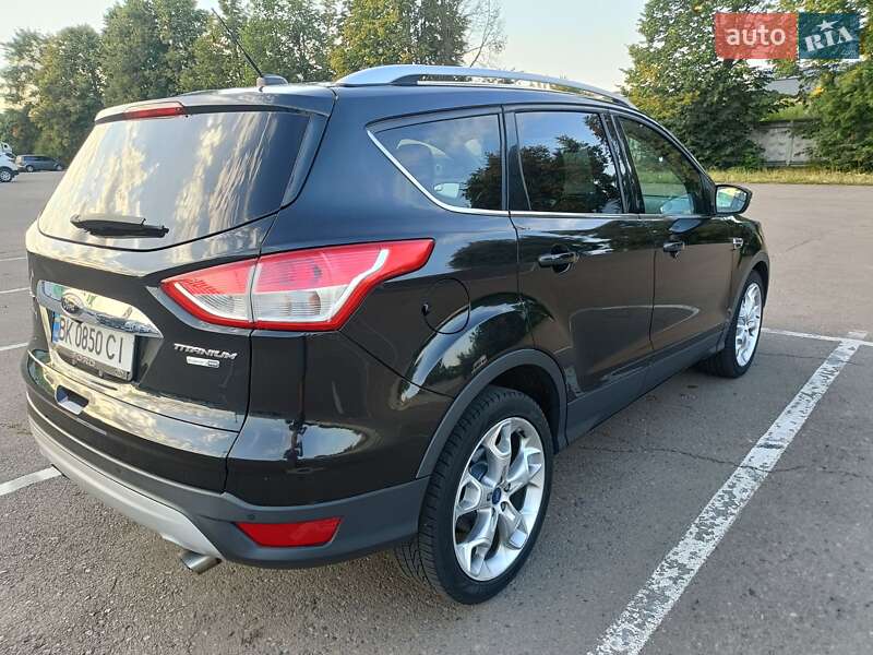 Внедорожник / Кроссовер Ford Escape 2014 в Ровно