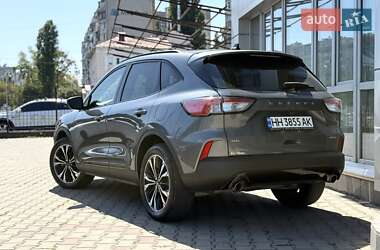 Внедорожник / Кроссовер Ford Escape 2022 в 