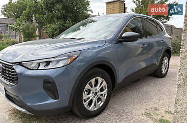 Внедорожник / Кроссовер Ford Escape 2023 в 