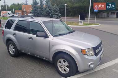 Внедорожник / Кроссовер Ford Escape 2010 в 