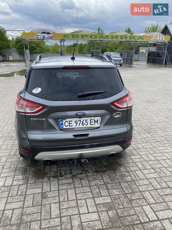 Внедорожник / Кроссовер Ford Escape 2014 в Черновцах