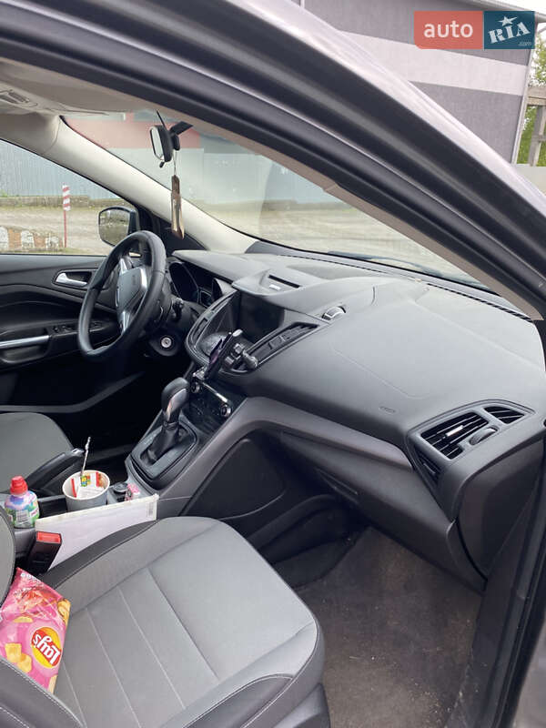 Внедорожник / Кроссовер Ford Escape 2014 в Черновцах