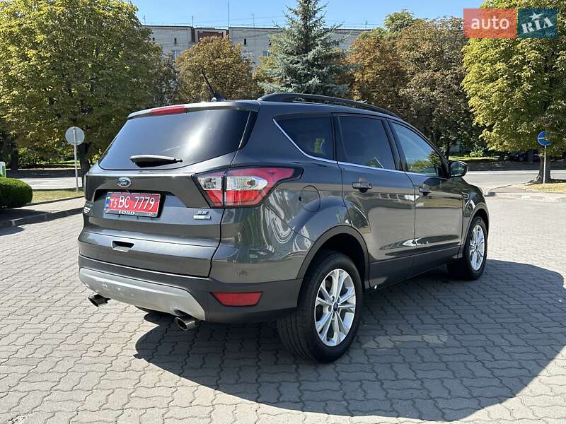 Внедорожник / Кроссовер Ford Escape 2018 в Луцке