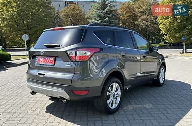 Внедорожник / Кроссовер Ford Escape 2018 в 