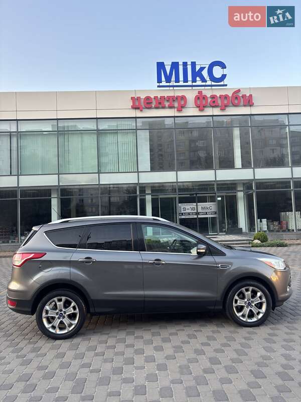 Внедорожник / Кроссовер Ford Escape 2013 в Хмельницком