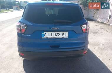 Внедорожник / Кроссовер Ford Escape 2017 в 
