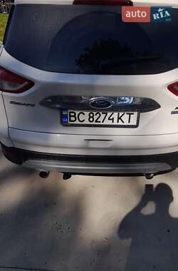 Внедорожник / Кроссовер Ford Escape 2013 в 