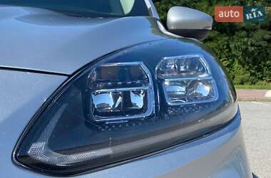 Внедорожник / Кроссовер Ford Escape 2019 в 