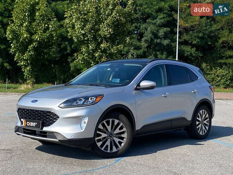 Внедорожник / Кроссовер Ford Escape 2019 в 