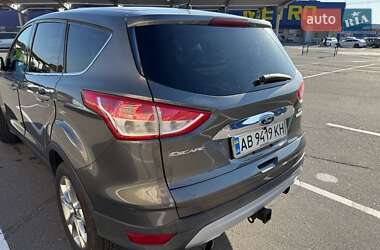 Внедорожник / Кроссовер Ford Escape 2013 в 