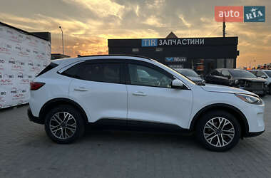 Внедорожник / Кроссовер Ford Escape 2019 в 