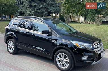 Внедорожник / Кроссовер Ford Escape 2017 в Тернополе