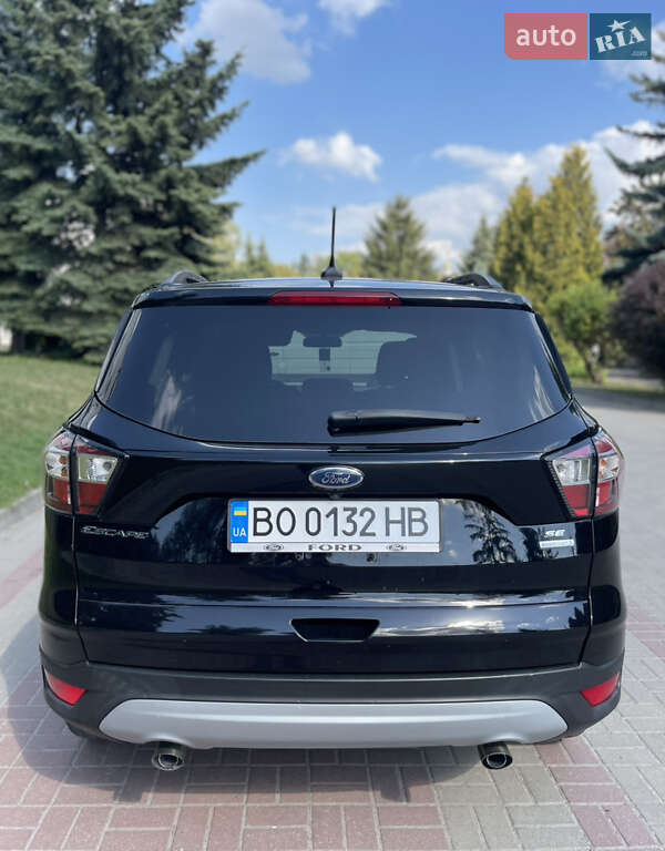 Внедорожник / Кроссовер Ford Escape 2017 в Тернополе