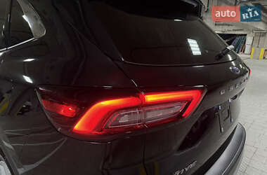 Позашляховик / Кросовер Ford Escape 2024 в 